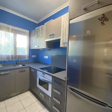 Townhouse In Las Rotas