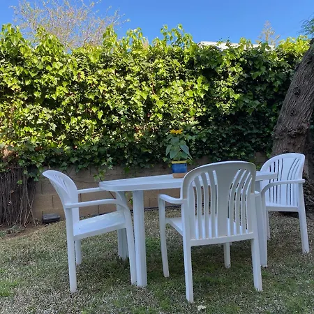 Townhouse In Rotas דירה *