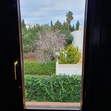 Townhouse In Las Rotas *