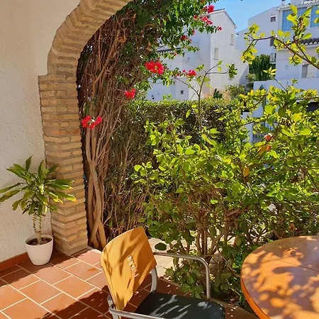 Townhouse In Rotas דירה דניה