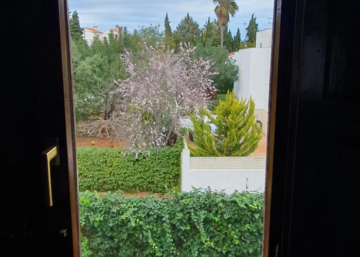 Townhouse In Las Rotas *